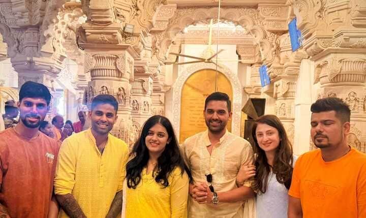 IPL 2025 - Suryakumar Yadav, Tilak Varma Seek Blessings at Ayodhya Ram Mandir Ahead of LSG vs MI